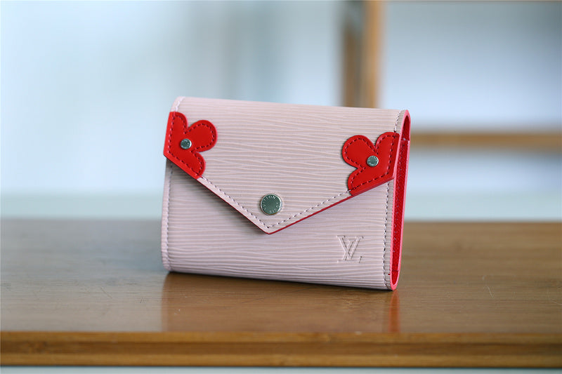 Franco Shops - Louis Vuittons  - 9379