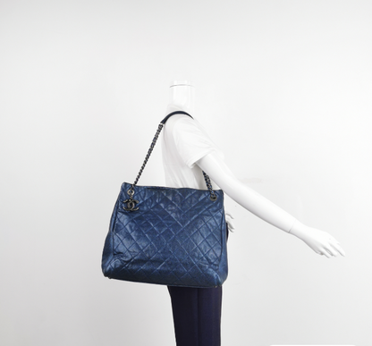 Preloved Chanel Carviar leather tote bag 35cm blue 057832700258