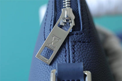 Franco Shops - Louis Vuittons  - 9797