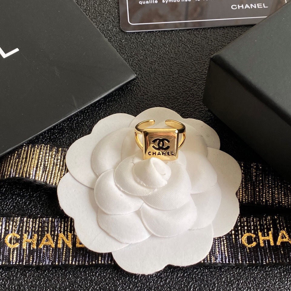 Chanel Ring