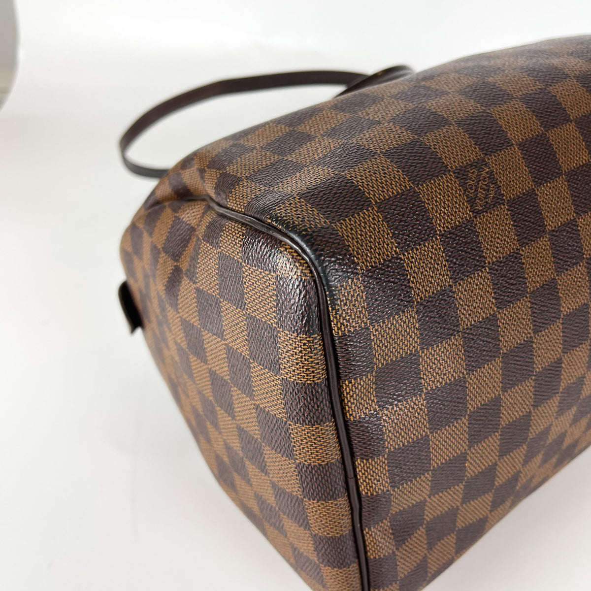 Louis-Vuitton Damier Ebene Speedy 30 Canvas Bag with Strap