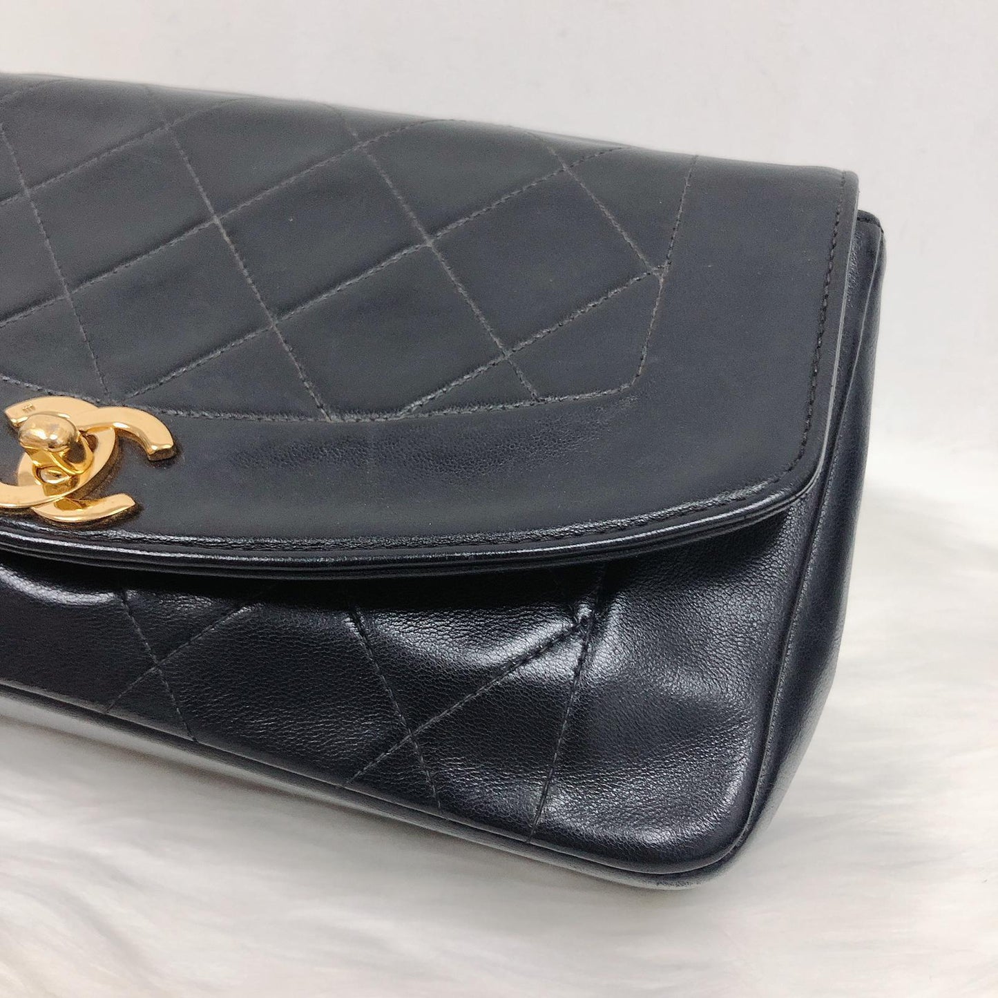 Small Classic Diana flap Black Lambskin GHW