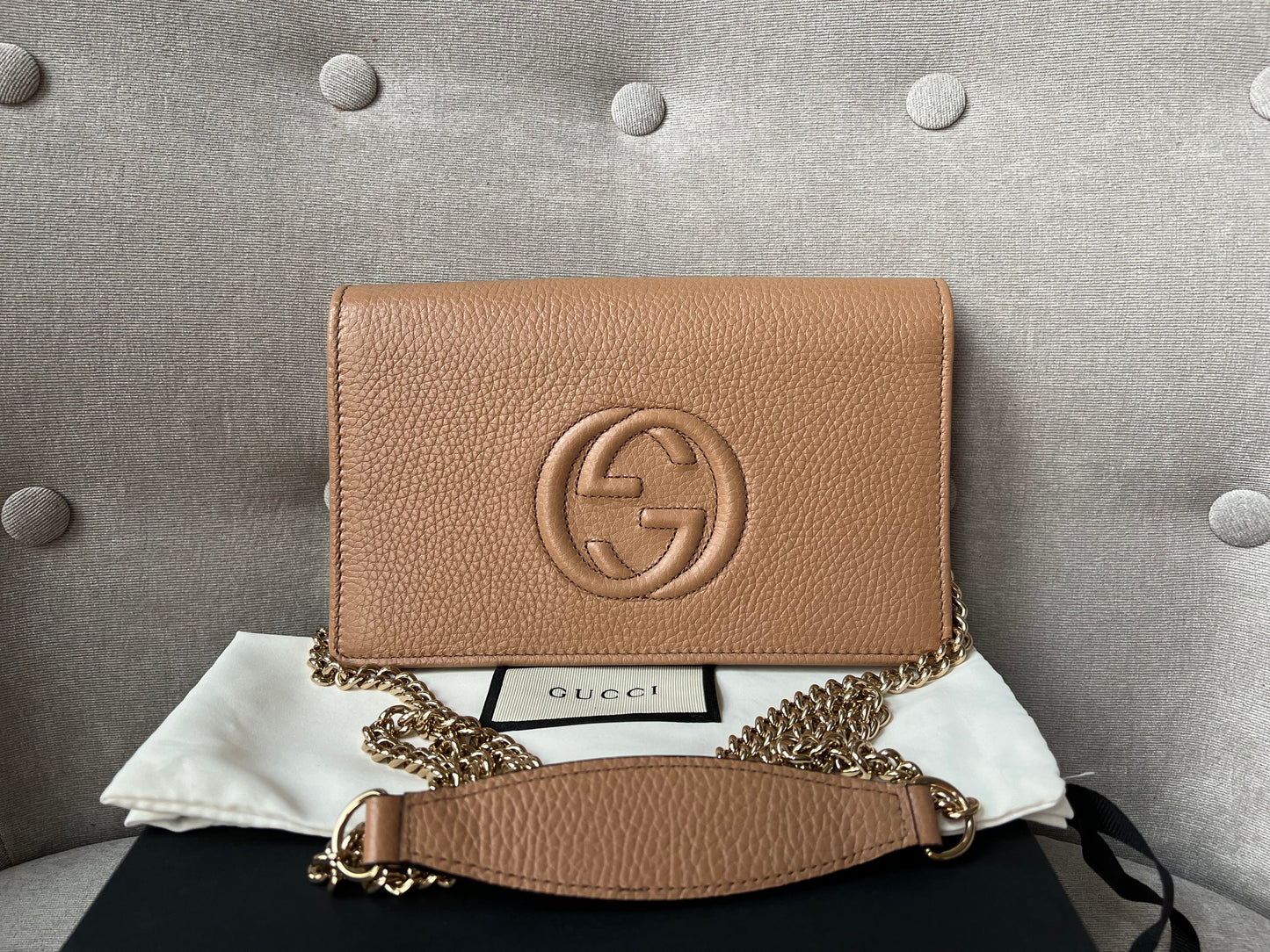 Gucci Rose Beige Soho Chain Wallet