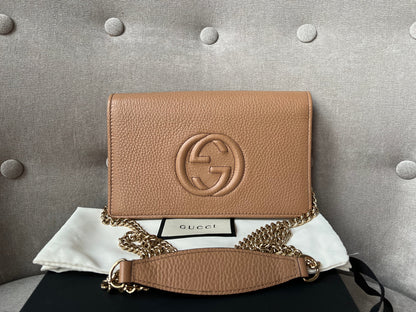 Gucci Rose Beige Soho Chain Wallet