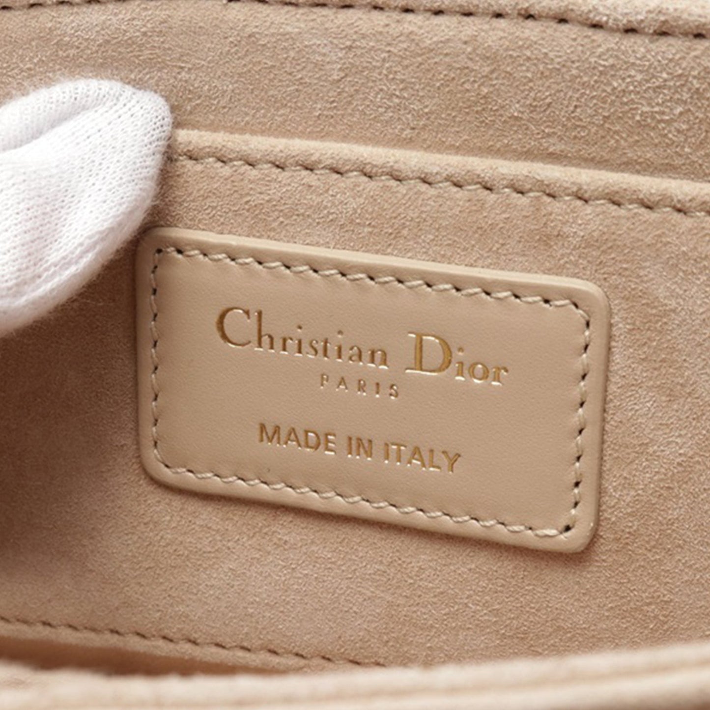 Box Calfskin 30 Montaigne Avenue Bag