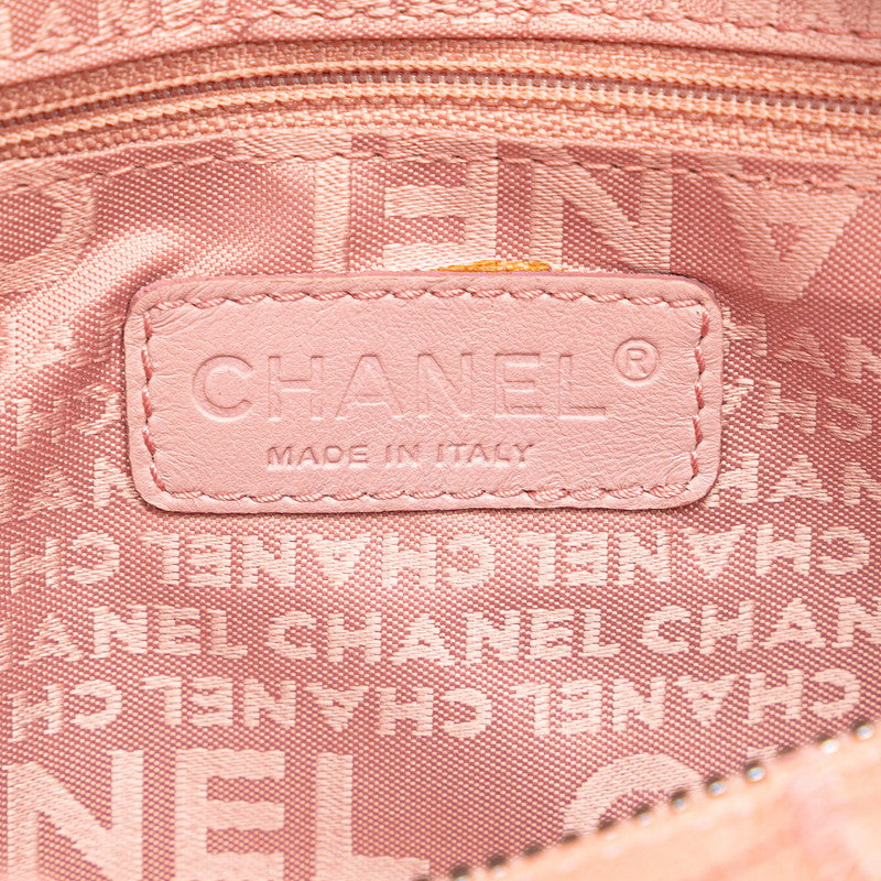 Chanel Caviar Square Stitched Bag Leather Handbag in Good condition