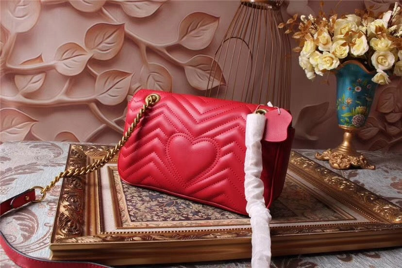 GC011  MEDIUM SIZE 10.2x5.9x2.8inch   SMALL SIZE 8.7x5.1x2.4inch