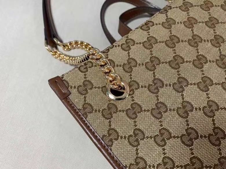GC106  13.78x10.63x4.72 inch