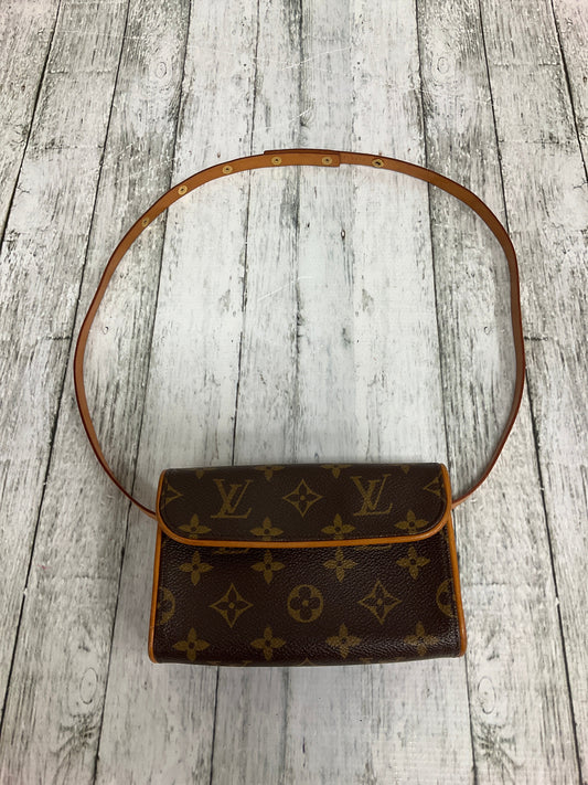 Handbag Luxury Designer By Louis Vuitton  Size: Small