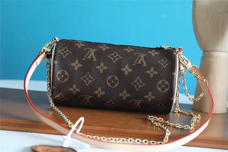 The Franco Shops - Louis Vuittons  - 7975
