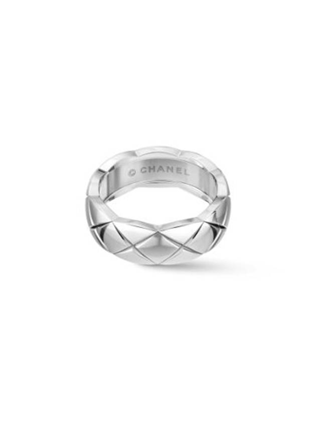 Coco Crush Quilted Motif Small 18K White Gold Ring Silver Chanel