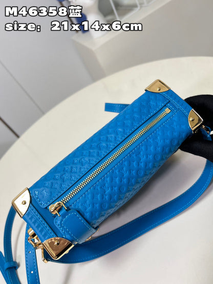 Franco Shops - Louis Vuittons  - 15708