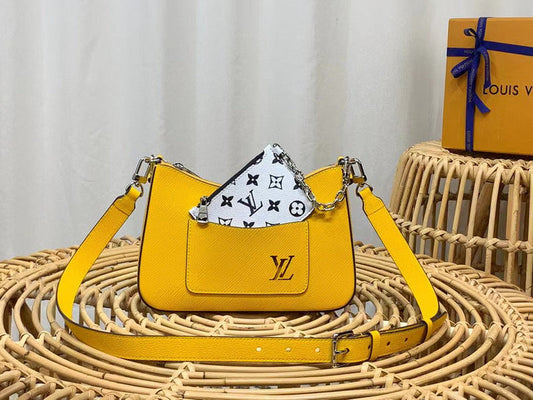 The Franco Shops - Louis Vuittons  - 12121