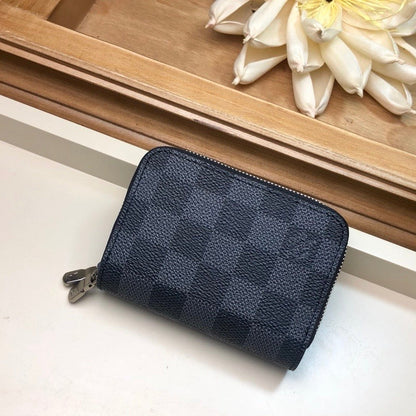 Franco Shops - Louis Vuittons  - 10885