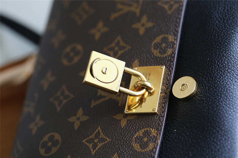 The Franco Shops - Louis Vuittons  - 7859
