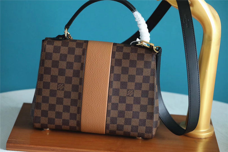 The Franco Shops - Louis Vuittons  - 7984