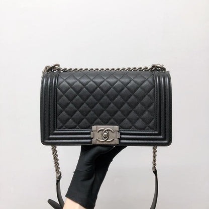 Le Boy Old Medium Caviar Black RHW