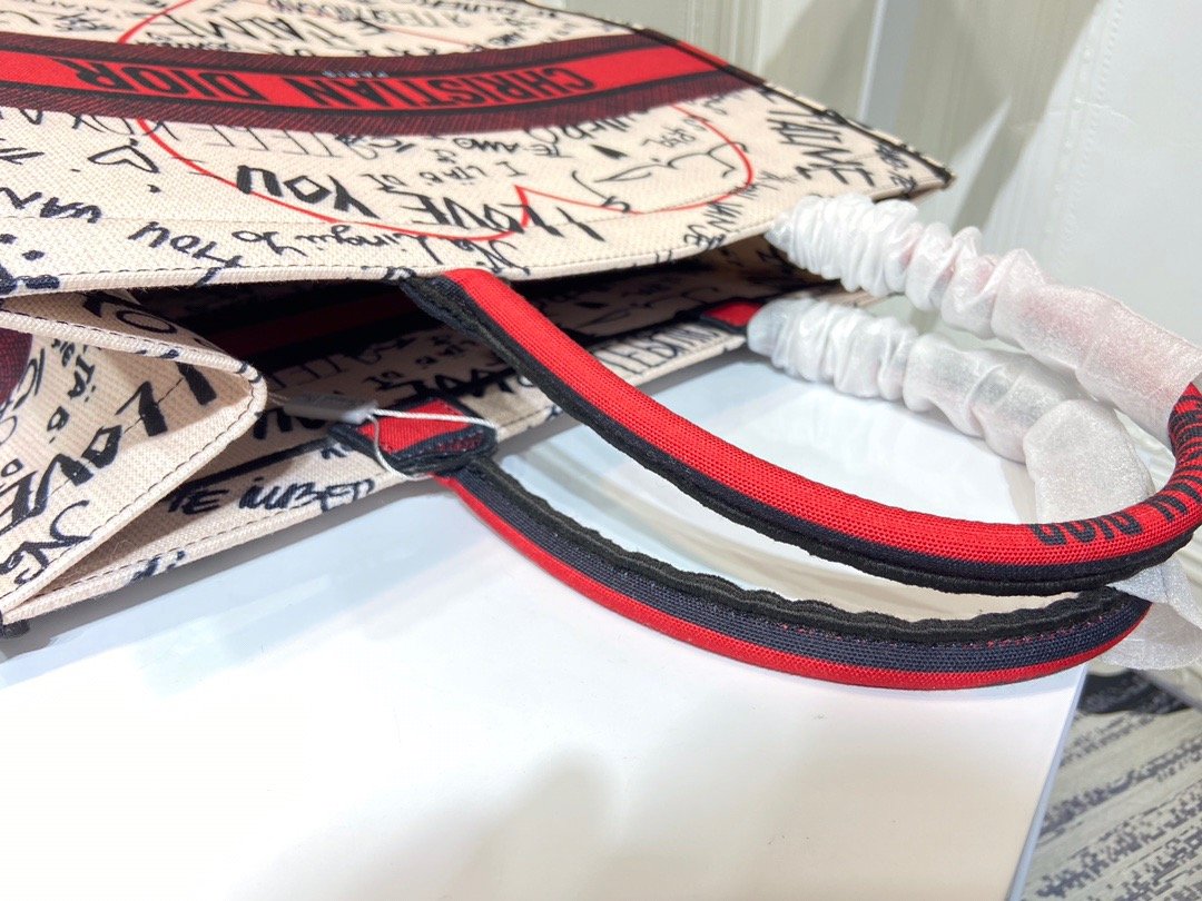 Luxury Edition Bags DIR 136