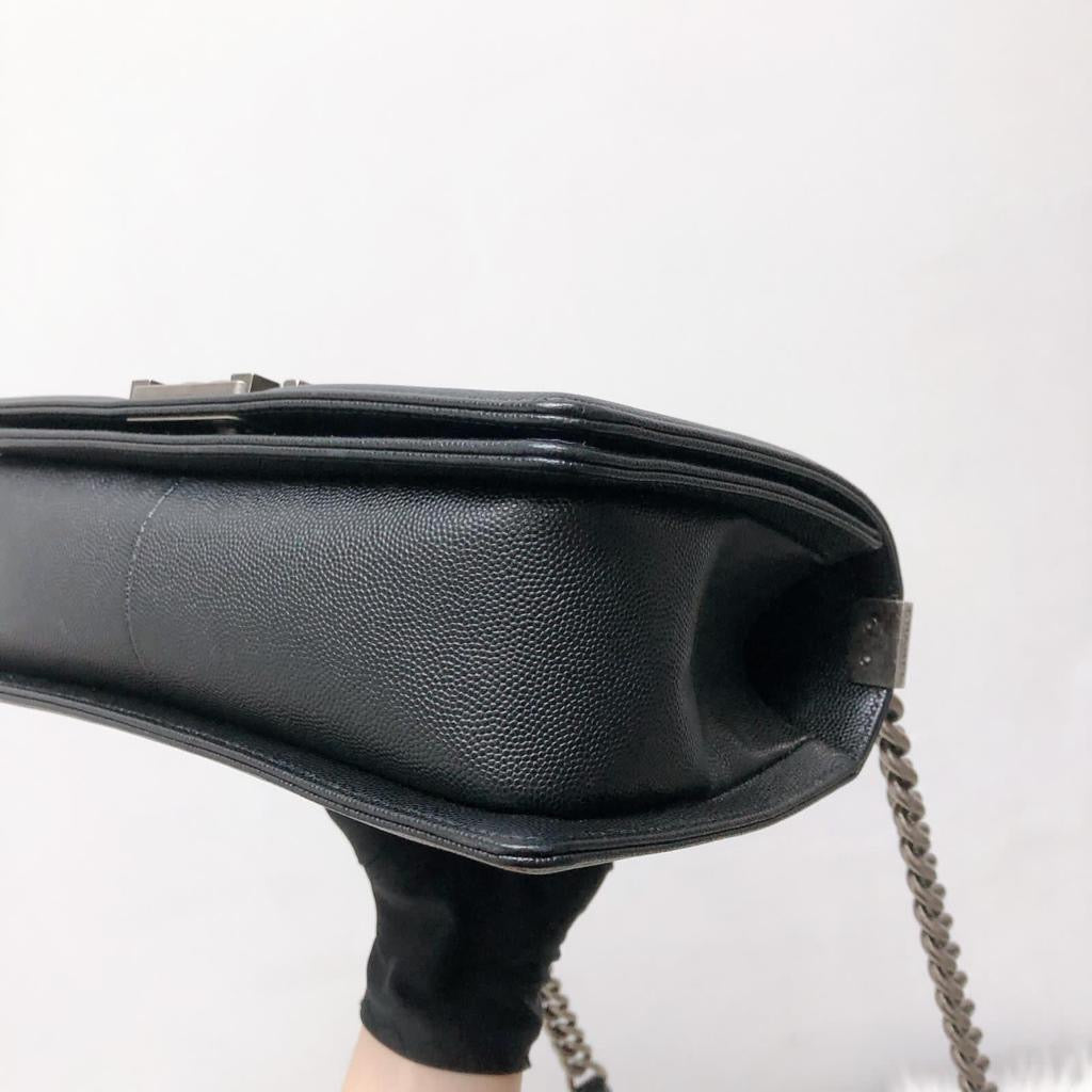 Le Boy Old Medium Caviar Black RHW