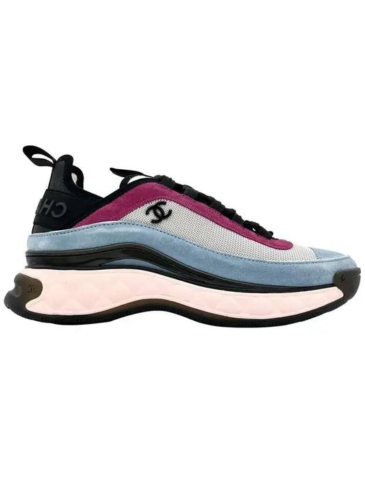 Fabric Suede Calfskin Low Top Sneakers Chanel