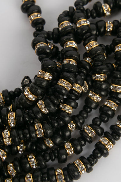 Collier noir Chanel