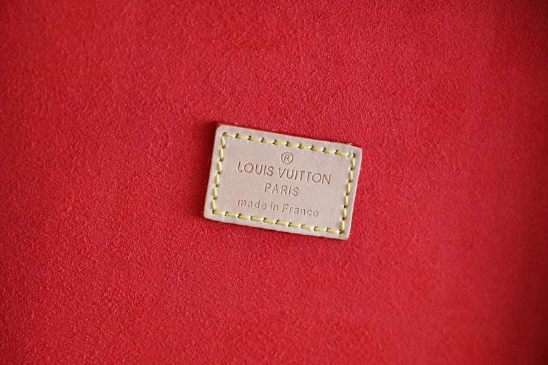 Franco Shops - Louis Vuittons  - 9532