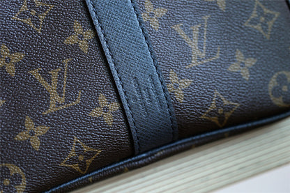 Franco Shops - Louis Vuittons  - 9444