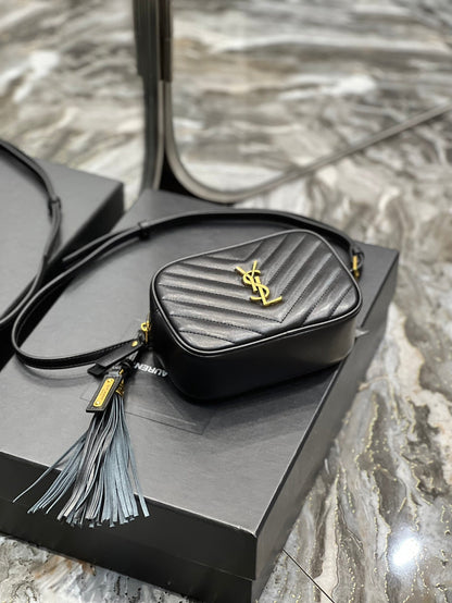 Yves Saint Laurent Lou Belt Bag Black
