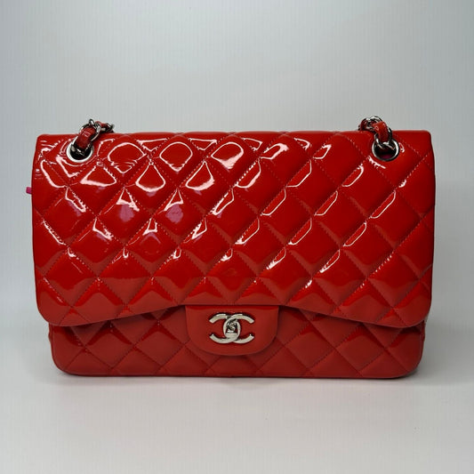 Preloved Chanel classic flap bag patent leather red -NG102764