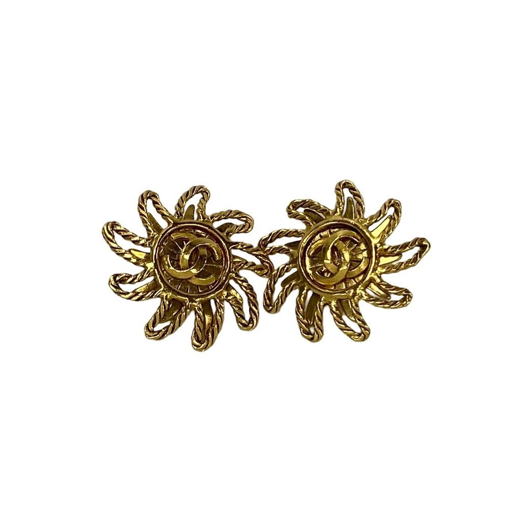CHANEL Earring Gold Plated gold