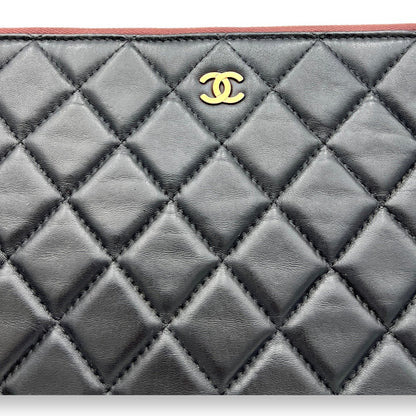 O Case Large Black Pouch in Lambskin, Light Gold hardware