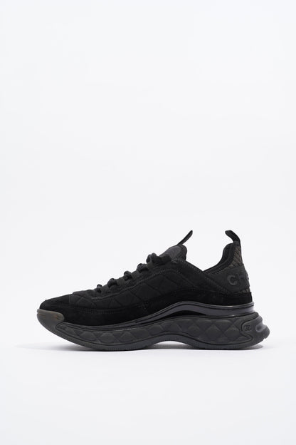 Chanel CC Logo Sneaker Black Canvas EU 39 UK 6