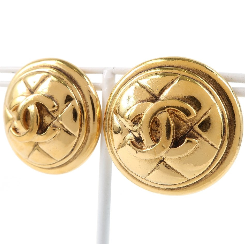 CHANEL Earring Plated Gold gold Matrasse Women Used