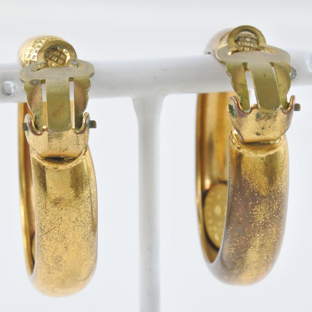 Chanel Gold Plated Earrings Clip