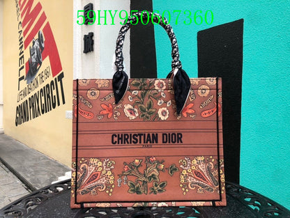 Christian Dior Bags Bags - The Tote   035