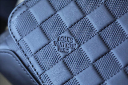 Franco Shops - Louis Vuittons  - 10323