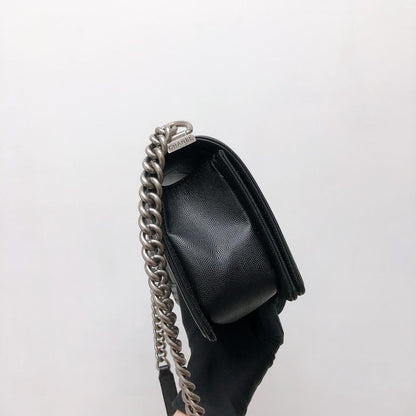 Le Boy Old Medium Caviar Black RHW
