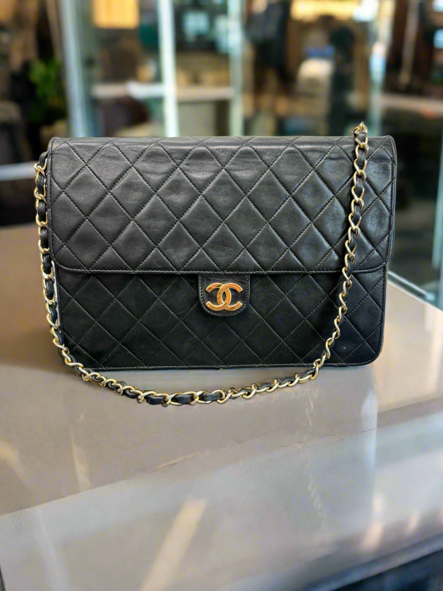 Chanel Vintage Black Lambskin Medium Single Flap