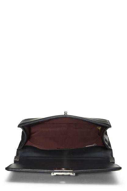 Chanel,  Black Chevron Calfskin Boy Bag Medium, Black