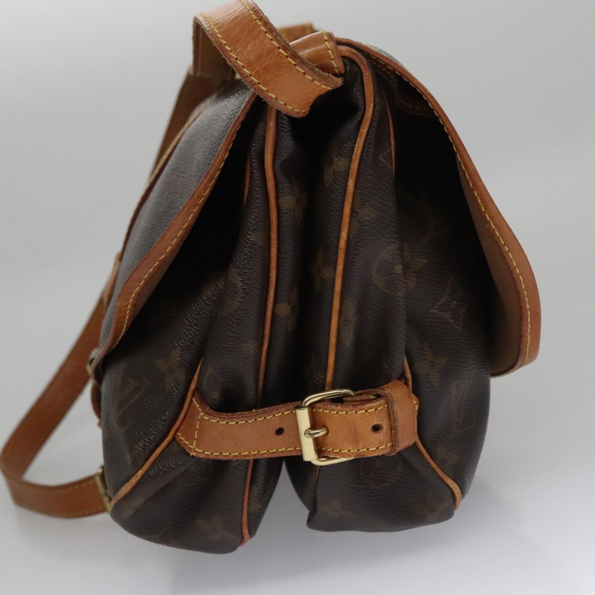 Louis Vuitton Saumur  Canvas Shoulder Bag