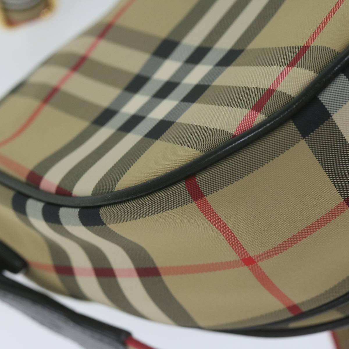Burberry Nova Check Shoulder Bag Nylon Beige Auth 63139A