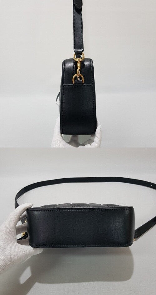 Gucci Matelassé Small Crossbody Bag 702234 142809747