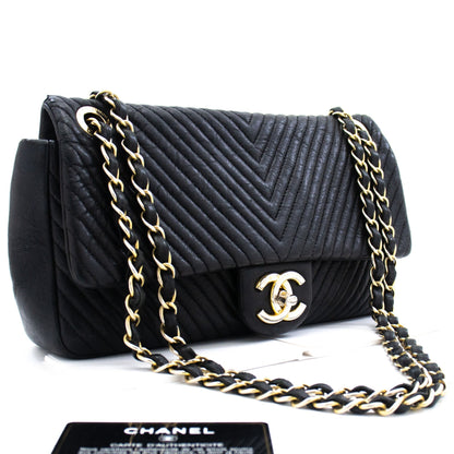 Chanel Chevron V-Stitch Leather Chain Shoulder Bag Single New Mat