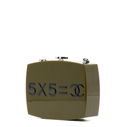 Feministe Mais Feminine Minaudière Clutch 2015