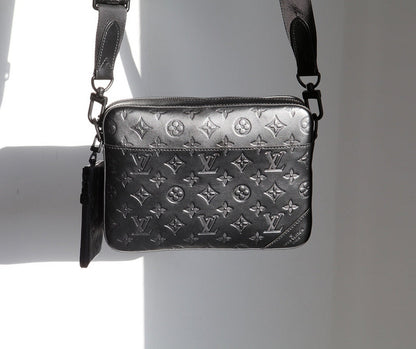 Franco Shops - Louis Vuittons  - 15782