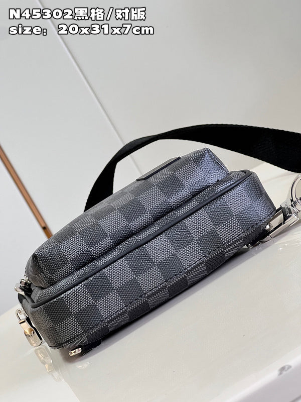 Franco Shops - Louis Vuittons  - 15492