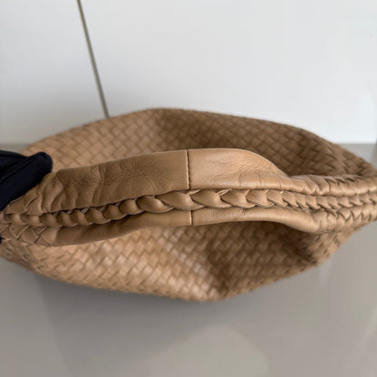 Bottega Veneta Veneta Hobo Light Camel Brown Intrecciato Leather Bag 47cm