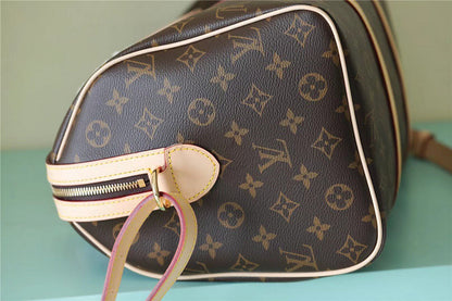 Franco Shops - Louis Vuittons  - 9435