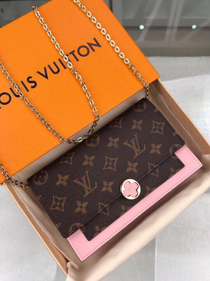 Franco Shops - Louis Vuittons  - 9175