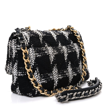 Tweed Quilted Medium Chanel 19 Flap Black White